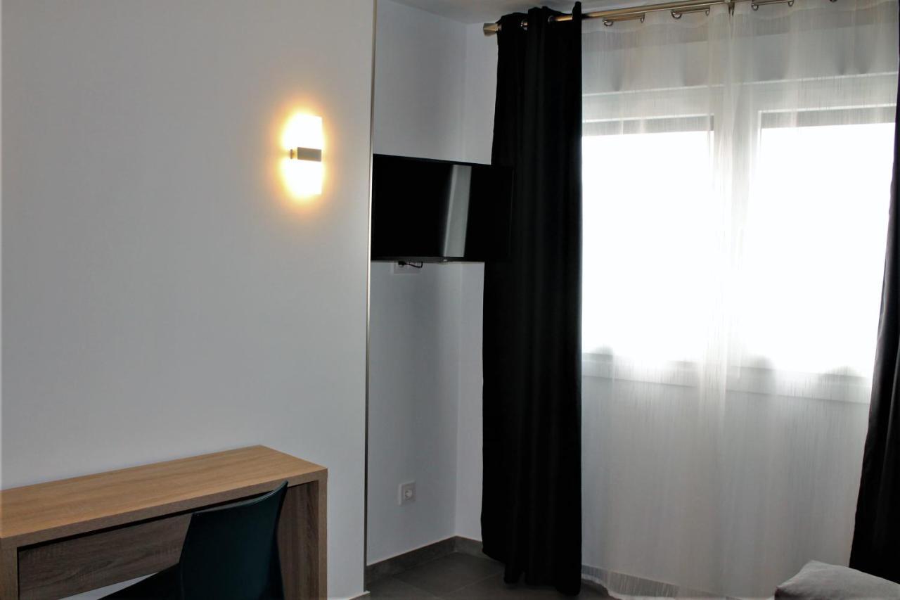 Hotel Hollywood Cangas do Morrazo Εξωτερικό φωτογραφία