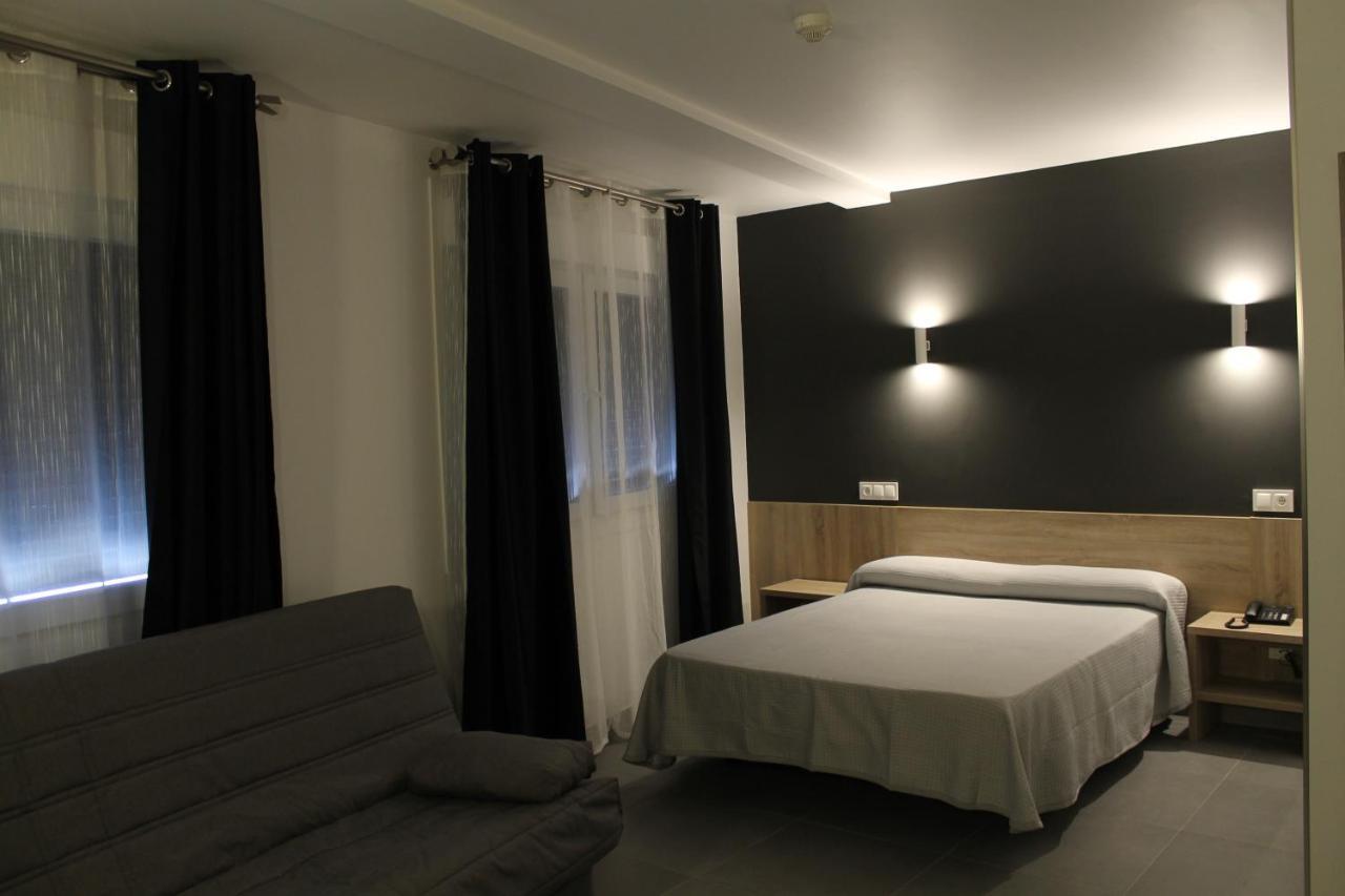 Hotel Hollywood Cangas do Morrazo Εξωτερικό φωτογραφία